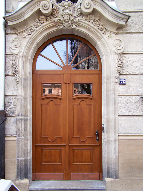 Klassische Tür im Jugendstil(Altstadt Fürth)  