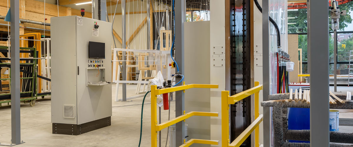 Betz-Fensterbau_Lackierstrasse_7